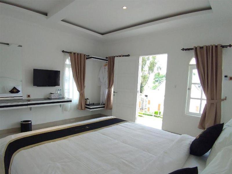 Chevilly Resort And Camp Bogor Zewnętrze zdjęcie